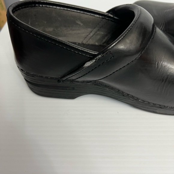 Dansko Shiny Black clogs women’s size 39 - Picture 6 of 13